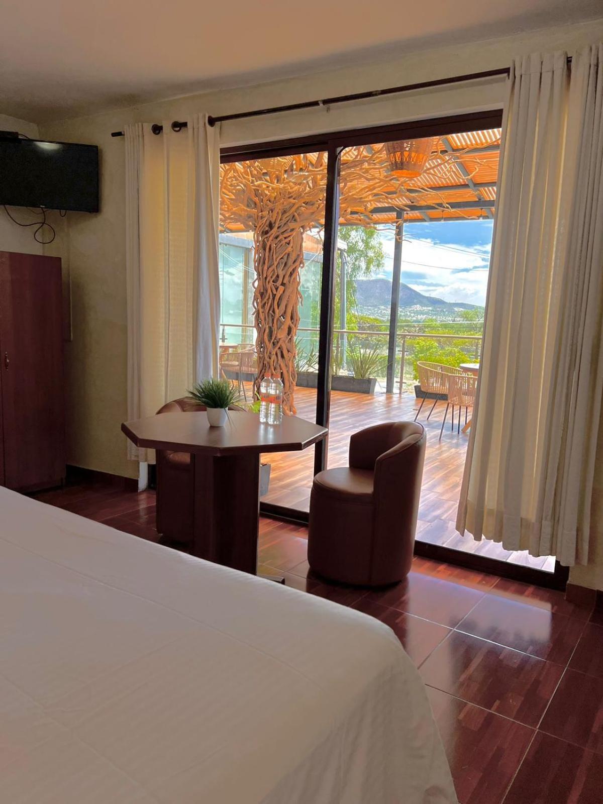 Hotel El Jaguar Сан-Мартин-де-лас-Пирамидес Экстерьер фото