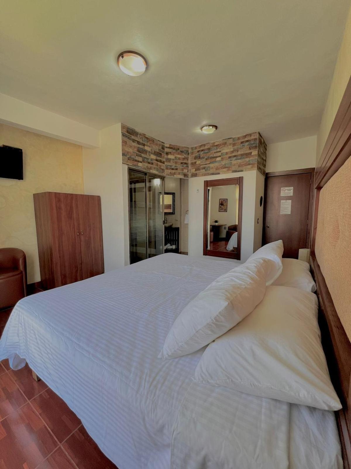 Hotel El Jaguar Сан-Мартин-де-лас-Пирамидес Экстерьер фото